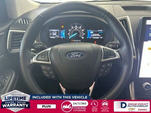 Used 2024 Ford Edge Titanium image 21