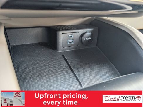 Used 2022 Ford Escape SEL FWD image 24