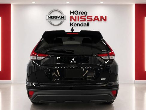 Used 2023 Mitsubishi Eclipse Cross LE AWD/4WD image 6