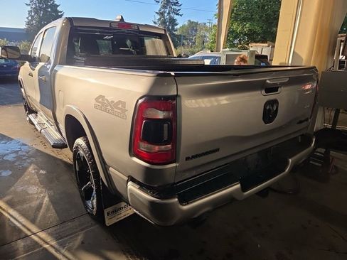 Used 2021 RAM 1500 Laramie AWD/4WD image 3