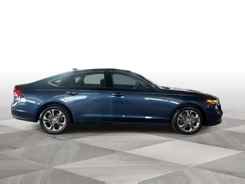 Used 2024 Honda Accord EX image 9