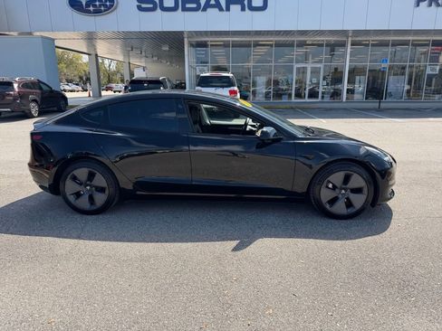 Used 2021 Tesla Model 3 Standard Range Plus image 2