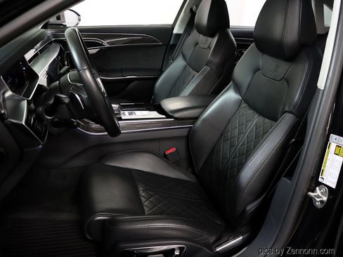 Used 2020 Audi S8 L w/ S8 Executive Package image 10