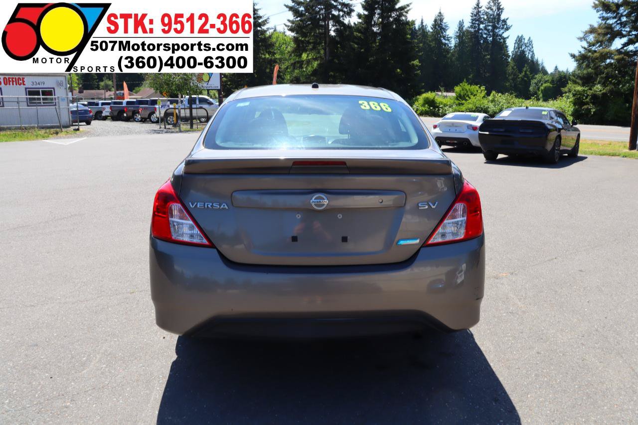 Used 2016 Nissan Versa SV FWD image 6