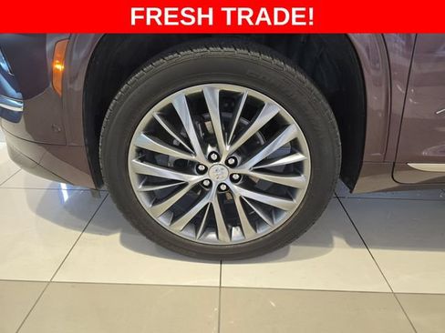Used 2025 Buick Enclave Avenir w/ Super Cruise Package AWD/4WD image 27