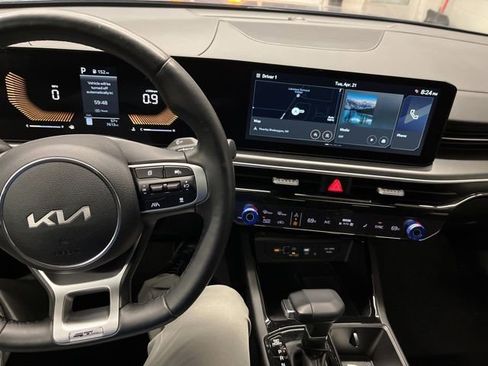 Used 2025 Kia K5 GT-Line w/ GT-Line Premium Package image 8