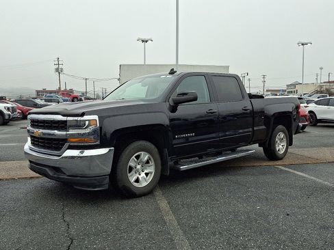Used 2017 Chevrolet Silverado 1500 LT w/ LT Fleet Plus Package image 3