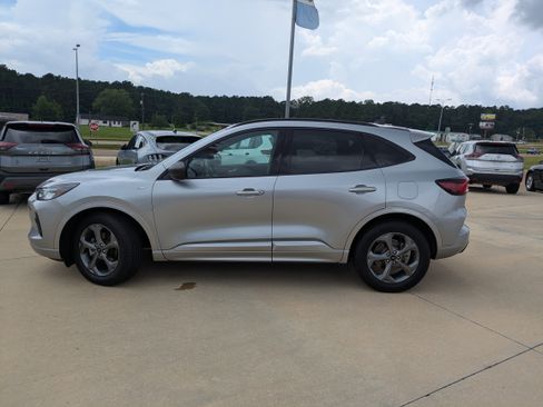 Used 2023 Ford Escape ST-Line image 5