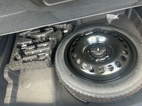 New 2026 Buick Encore GX Preferred AWD/4WD image 29