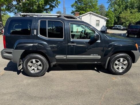 Used 2010 Nissan Xterra Off-Road w/ Protection Pkg A AWD/4WD image 6
