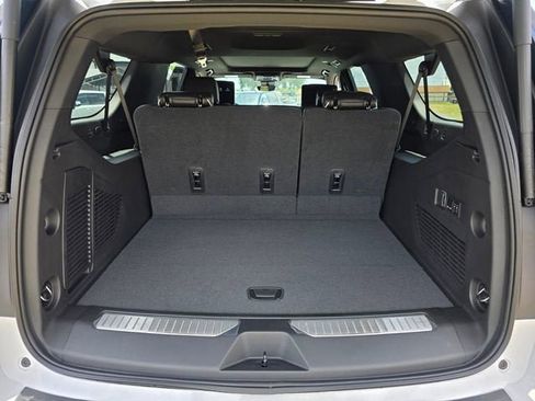 New 2026 GMC Yukon XL AT4 Ultimate AWD/4WD image 18