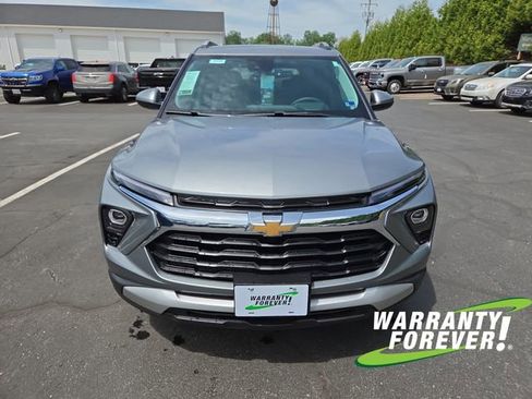 New 2026 Chevrolet TrailBlazer LT w/ Convenience Package AWD/4WD image 2
