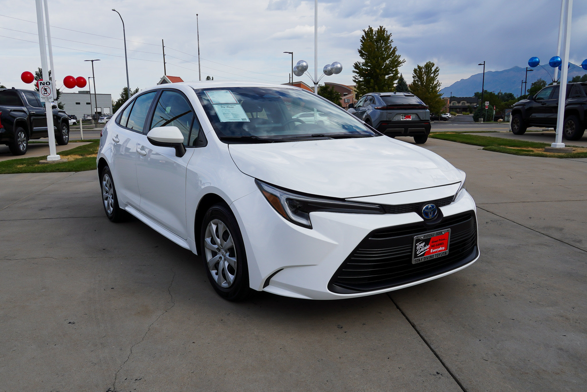 Certified 2024 Toyota Corolla LE FWD image 2