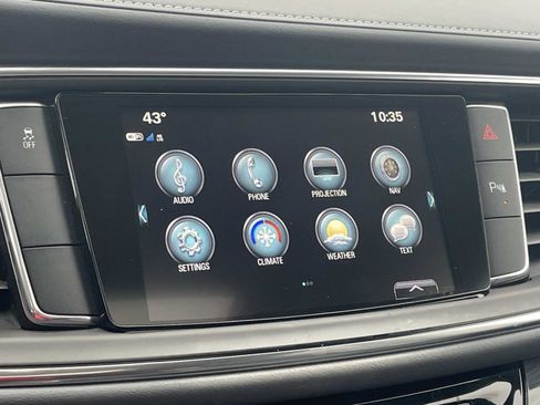 Used 2019 Buick Enclave Essence image 20