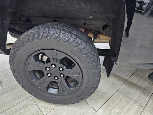 Used 2017 Chevrolet Silverado 1500 LTZ Z71 w/ LTZ Plus Package image 35