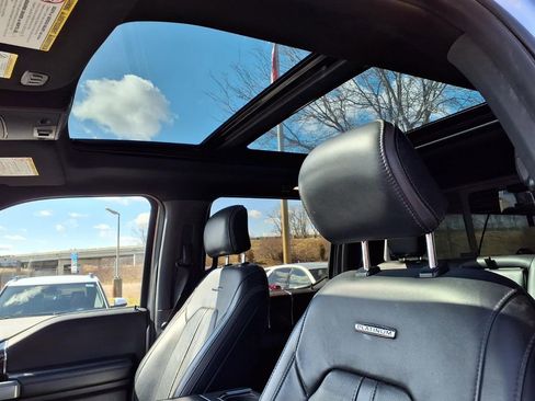 Used 2017 Ford F250 Platinum w/ Platinum Ultimate Package image 15