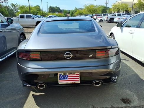Used 2025 Nissan Z Sport w/ Floor Mat Package RWD image 7