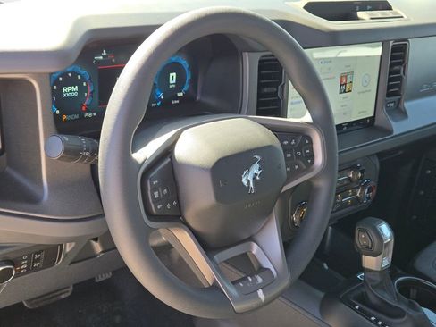 New 2026 Ford Bronco 4-Door AWD/4WD image 13