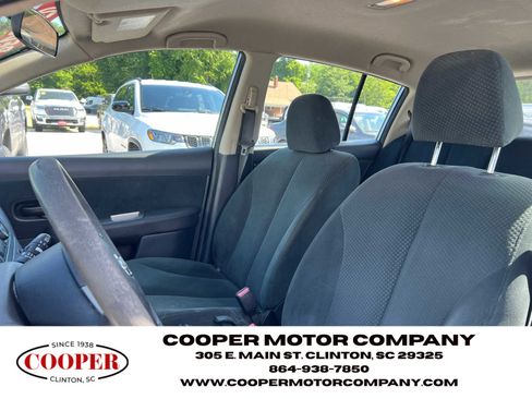 Used 2011 Nissan Versa 1.8 S w/ Plus Pkg image 9