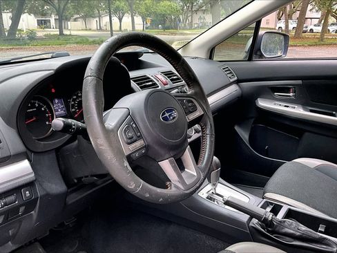 Used 2017 Subaru Crosstrek 2.0i Premium AWD/4WD image 11