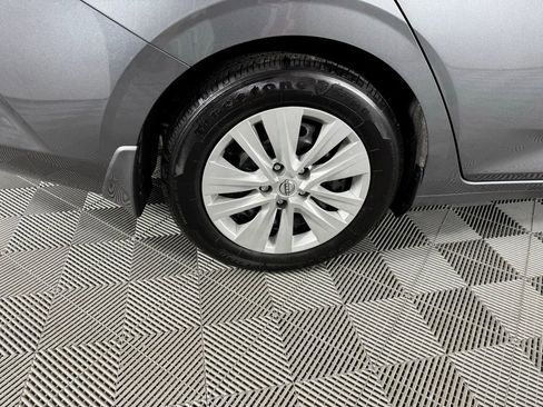 Used 2024 Nissan Sentra S image 32