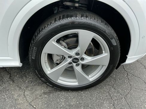 New 2025 Audi Q5 Premium Plus image 26