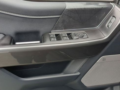 Used 2022 Ford F150 XLT w/ Equipment Group 302A High image 12