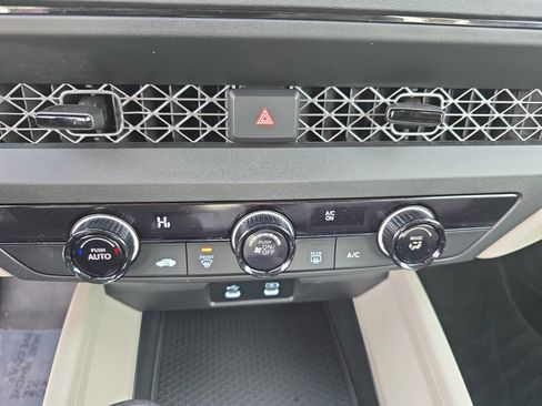 Certified 2025 Honda Accord LX image 20