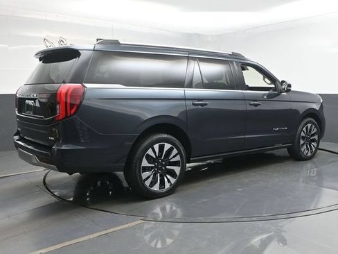 Used 2025 Ford Expedition Max Platinum w/ Driver's Package AWD/4WD image 51