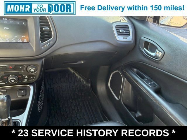 Used 2019 Jeep Compass Latitude FWD image 31