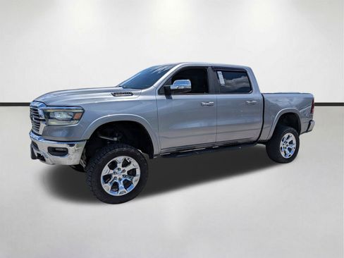 Used 2019 RAM 1500 Laramie w/ Off Road Group AWD/4WD image 8