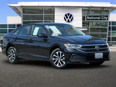 Used 2024 Volkswagen Jetta S FWD image 2