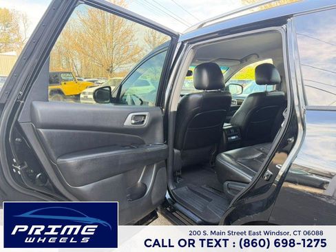 Used 2014 Nissan Pathfinder SL w/ SL Tech Package image 11