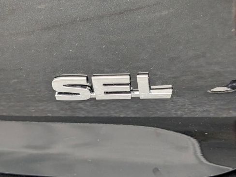 New 2026 Mitsubishi Outlander SEL FWD image 14