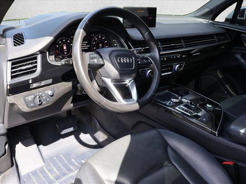 Used 2017 Audi Q7 3.0T Prestige w/ Prestige Package AWD/4WD image 14