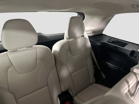 New 2026 Volvo XC90 B6 Ultra w/ Protection Package Premier AWD/4WD image 29