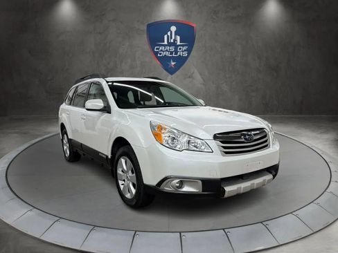 Used 2011 Subaru Outback 2.5i Limited AWD/4WD image 7