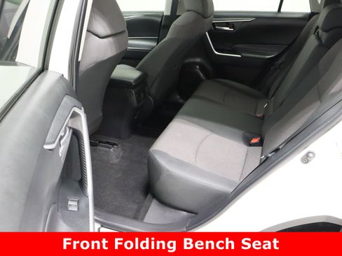 Used 2024 Toyota RAV4 XLE image 29