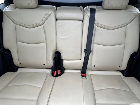 Used 2017 Cadillac XT5 Luxury image 10