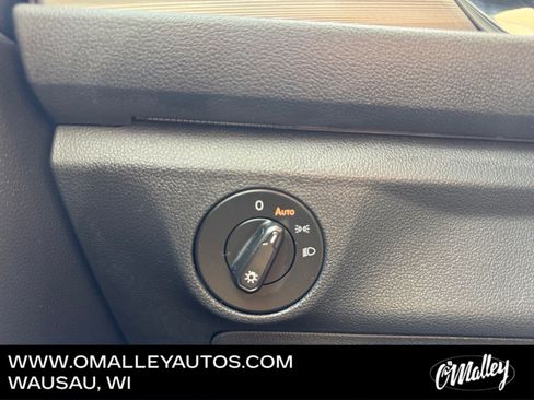 Used 2020 Volkswagen Jetta SEL image 24