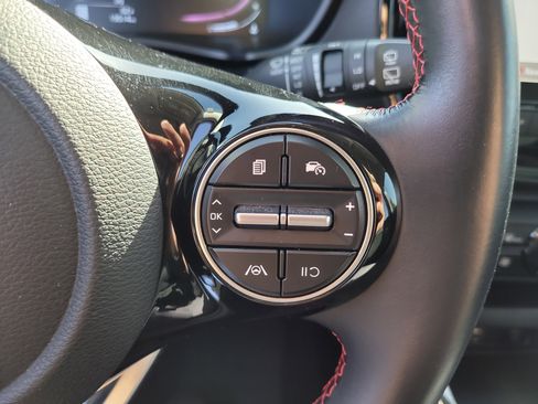 Used 2024 Kia Soul GT-Line image 29