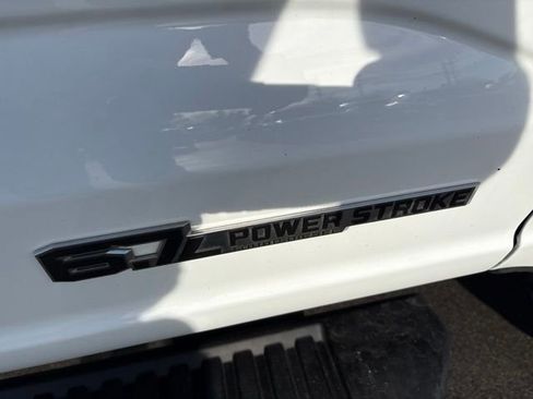 Used 2023 Ford F350 XLT AWD/4WD image 6