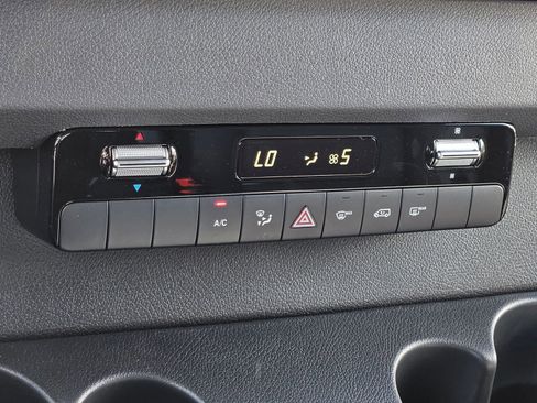 New 2025 Mercedes-Benz Sprinter 2500 image 27