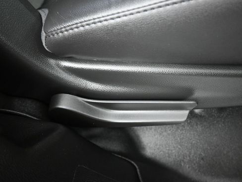 Used 2018 Cadillac Escalade Luxury image 47