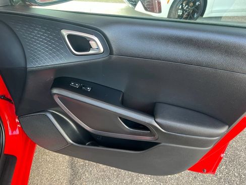 Certified 2022 Kia Soul GT-Line FWD image 23