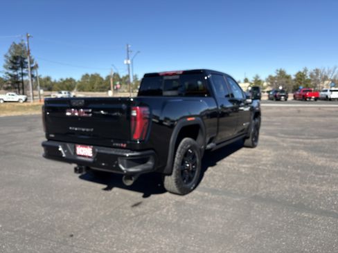 Used 2026 GMC Sierra 2500 AT4 w/ AT4 Premium Plus Package AWD/4WD image 5