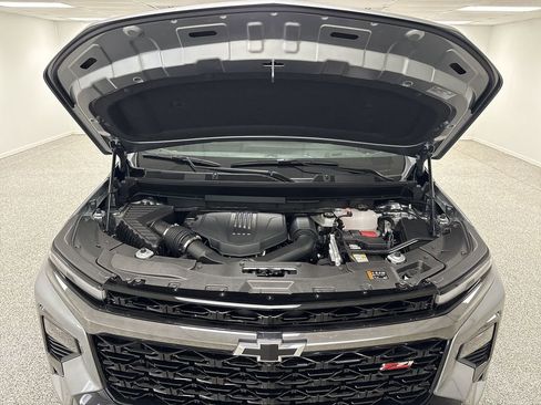 New 2026 Chevrolet Traverse Z71 w/ Driver Confidence Package AWD/4WD image 17