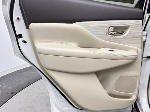 Used 2017 Nissan Murano S w/ Navigation Package image 23