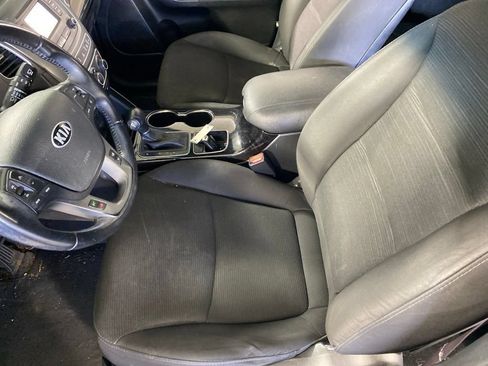 Used 2015 Kia Sorento LX AWD/4WD image 10