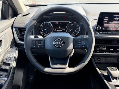 New 2026 Nissan Rogue SV FWD image 20